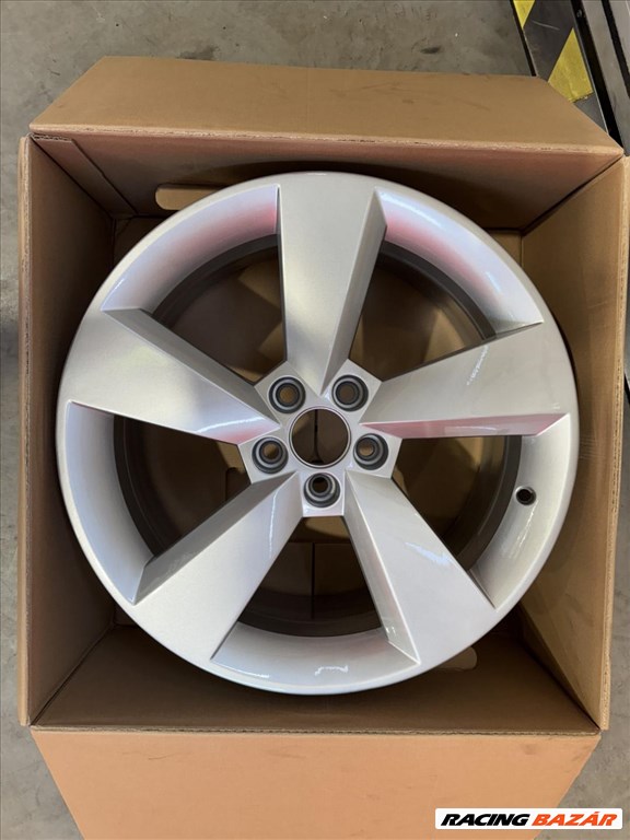 R17 Original Skoda 7J ET46 - 5JA 601 025C 5JA601025C 1db alufelni 1. kép