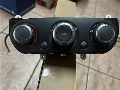 Renault Clio IV dCi 90 energy Klíma vezérlő panel  272704701r