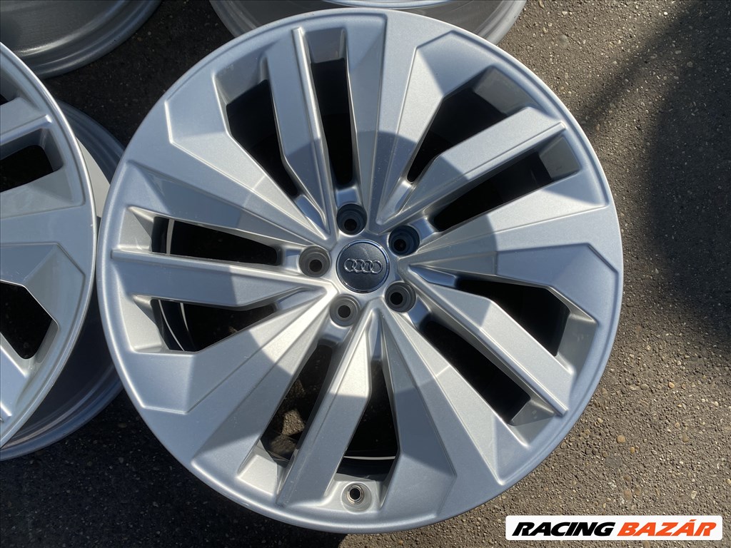 4db gyári 20" Audi Q8 alufelni. (3742)  2. kép