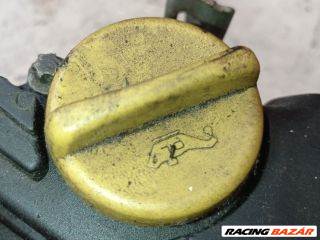 Opel Corsa C Olajbeöntő Sapka *137502*