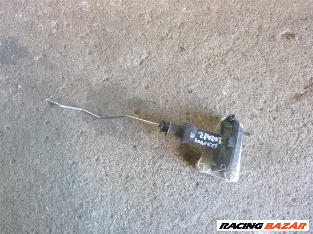 Audi 80 (B4 - 8C) B4 - 8C jobb hátsó központi zár motor 893 862 153 A 893862153a 2. kép