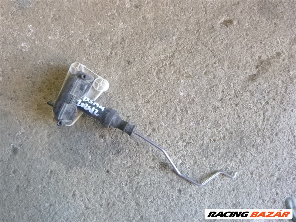 Audi 80 (B4 - 8C) B4 - 8C jobb hátsó központi zár motor 893 862 153 A 893862153a 4. kép