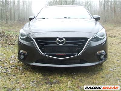 Mazda 3 bm ajtó géptető sárvédő xenon lámpa lökhárító 