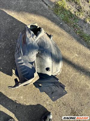 Mercedes C W205 jobb első dobbetét A2056912800