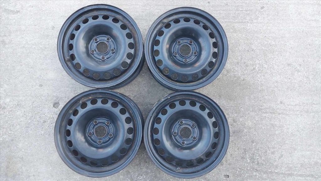 5x105 15" Opel K Astra 4 db acélfelni + TPMS 1. kép