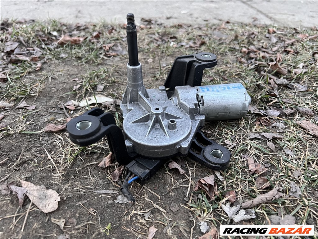 Opel Astra H Combi hátsó ablaktörlő motor  2. kép