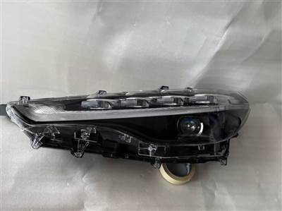 Toyota Corolla bal LED fényszóró, cikkszám: 81150-16840