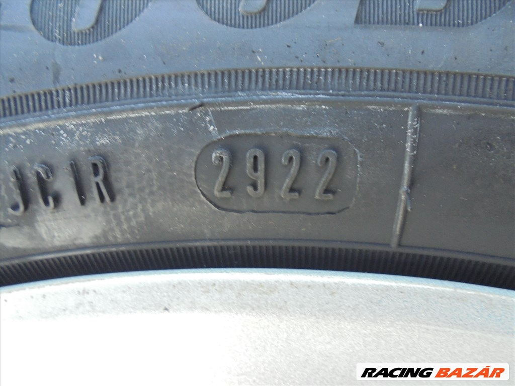 Új 195/60 R 18" 2022-es Goodyear téli gumi eladó 3. kép