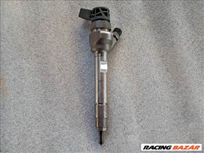 Toyota Auris (E180) 1.6 d4d N47C16A porlasztó 