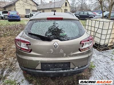 Renault Mégane III 1.5 dCi 110 FAP EDC gólyaláb 