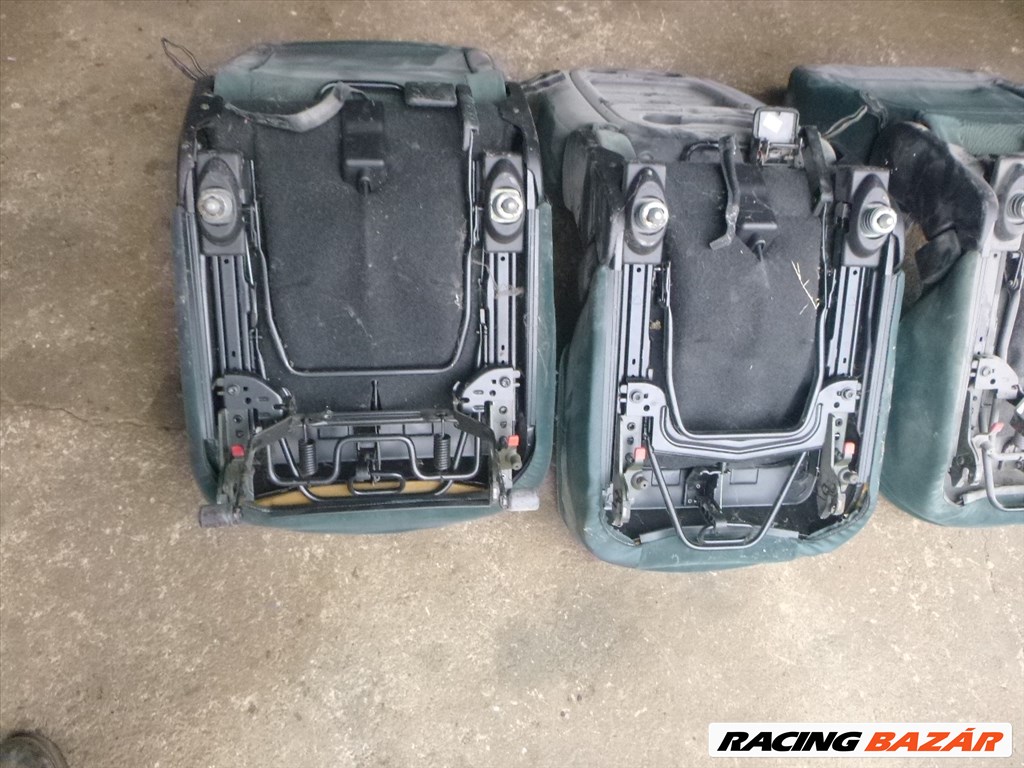 SZEMÉLYAUTÓ HÁTSÓ üléssor   3.  4.  5.  10. kép