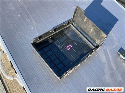 Audi Q3 (8U) AUDI Q3 Biztosítéktábla Fedél 1k0937132f