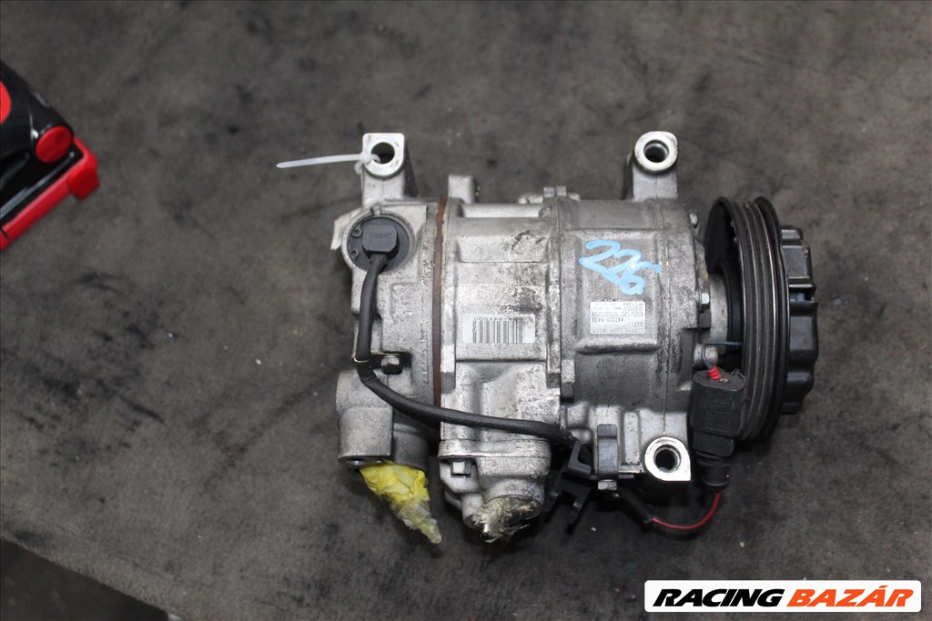 Audi A4 (B5 - 8D) Klímakompresszor  4472208433 1. kép