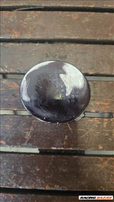 Ford Focus Mk2 első lökhárító vonószem takaró 8m5117a989