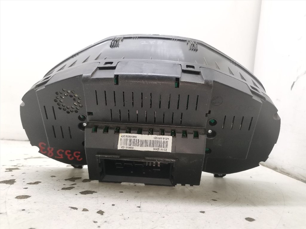 SKODA OCTAVIA II (1Z5) 1.9 TDI Kilométeróra #33583# 1Z0920812H 4. kép