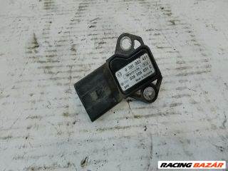Volkswagen Passat B6 Szívócső Nyomásérzékelő *82006* bosch-0281002401 vw-038906051c
