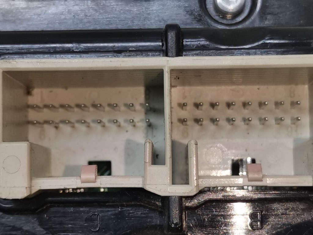 SKODA OCTAVIA II (1Z5) 1.9 TDI Fűtéskapcsoló (digit klímás) #33622# 7. kép