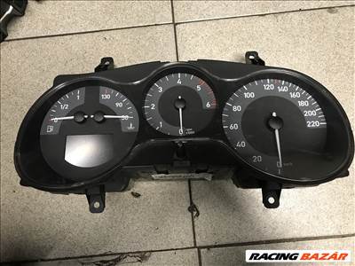 Seat León II 1P 2,0 PD / km óra  1p0920823g