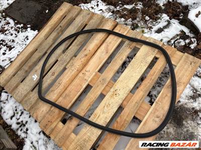 Audi Q3 (8U) AUDI Q3 Jobb hátsó Gumikéder 8u08313721