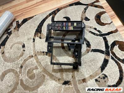 Audi Q3 (8U) AUDI Q3 Biztosítéktábla Utastér 1k2971858 1k2971262