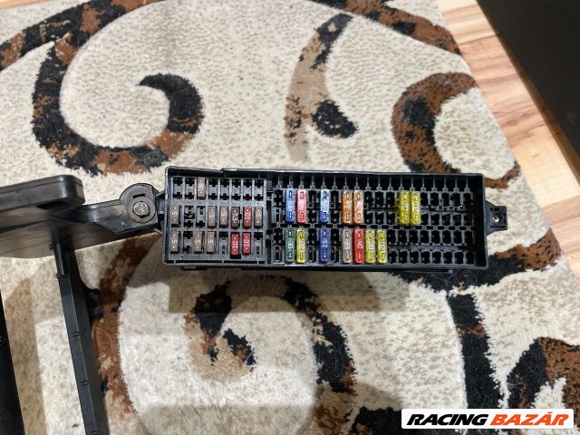 Audi Q3 (8U) AUDI Q3 Biztosítéktábla Utastér 1k2971858 1k2971262 5. kép