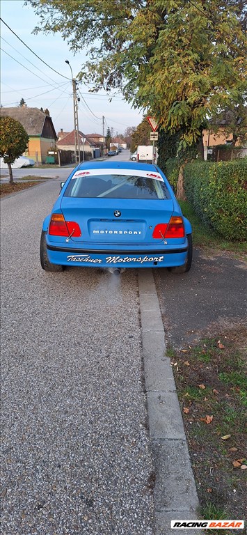 Bmw 2.5 i pàlya autò 3. kép