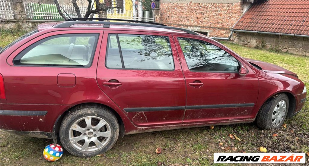 Skoda Octavia II bontott alkatrészei 2. kép