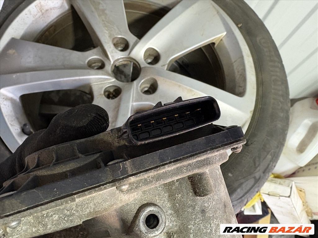 Toyota Avensis fojtószelep  T27 1.8 VVTi 22030-0T0 220300t050 4. kép