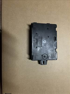 Renault Clio IV dCi 90 energy Komfort elektronika  284b10447r
