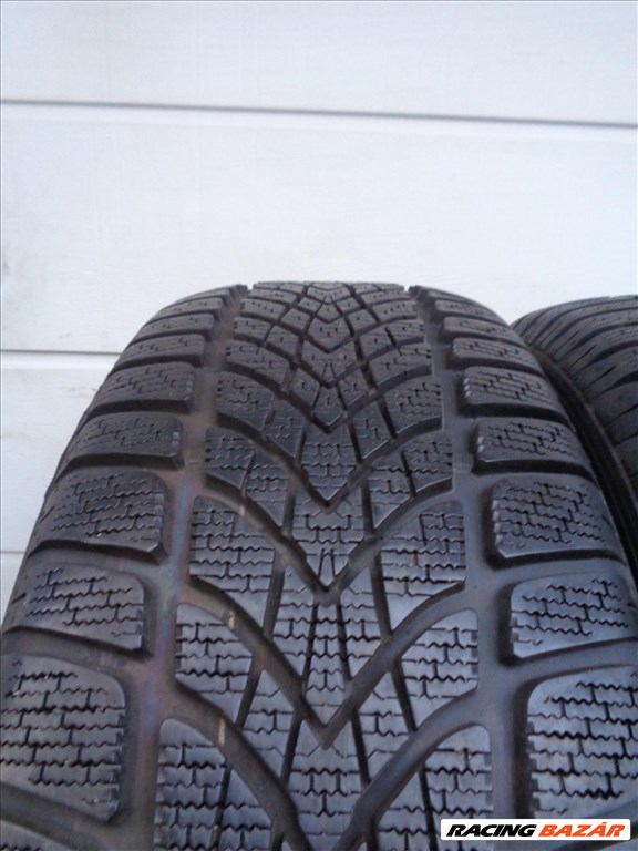 Dunlop 225/55R18 téli gumi garnitúra újszerű állapotban eladó. 2. kép