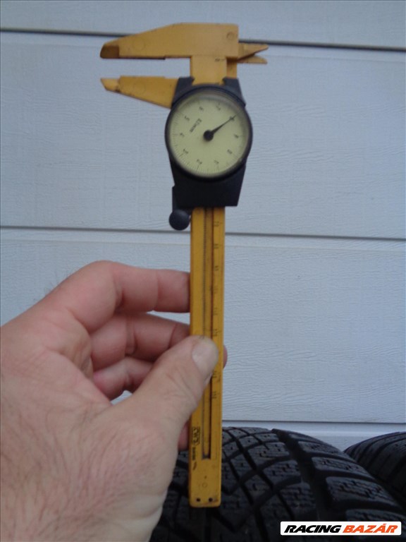 Dunlop 225/55R18 téli gumi garnitúra újszerű állapotban eladó. 4. kép