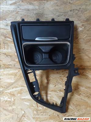 BMW 3-as sorozat F30 közép box panel 9218925