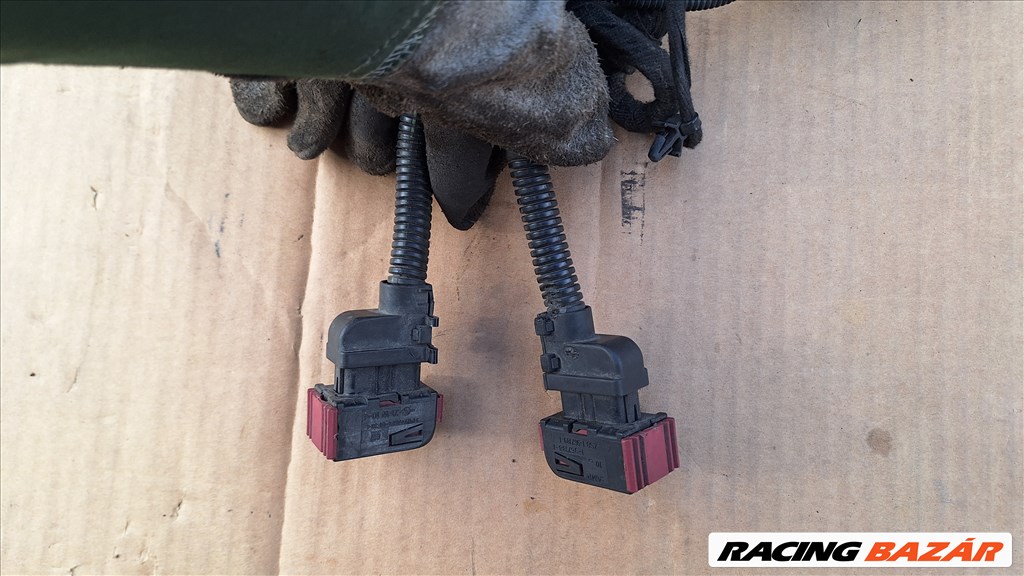 Opel Astra J fényszóró csatlakózó foglalat kupak 4. kép