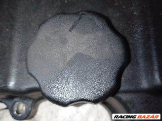 Opel Vectra B Olajbeöntő Sapka *126988*