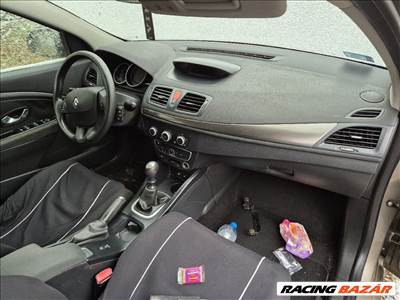 Renault Mégane III 1.5 dCi 110 FAP EDC LÉGZSÁK SZETT