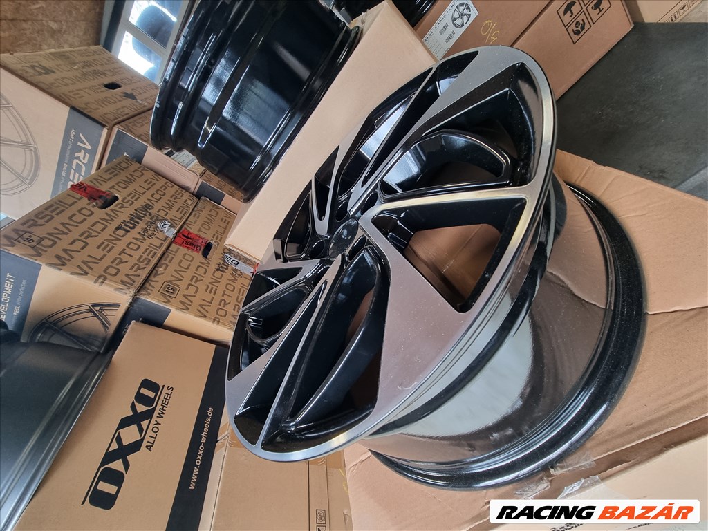  5x114.3 lyukosztású 8JJ 18" új alufelni 2. kép