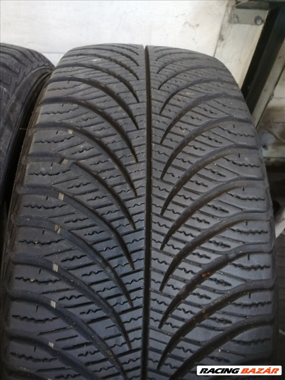 2 db 195/55R16 91V Goodyear Vector 4 évszakos gumi AO 2. kép