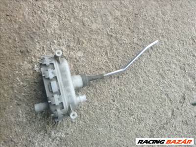 Audi A6 (C4 - 4A) csomagtérajtó központi zár vákuum 4A0 862 153 B 4a0862153b