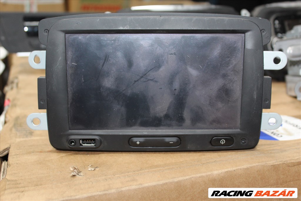 Dacia Duster 2013-  navigáció 281152761R 1. kép