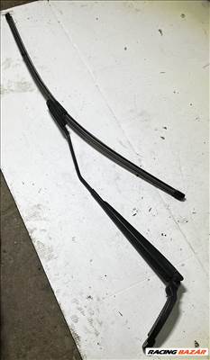 Renault Clio IV dCi 90 energy Bal első ablaktörlő kar  288818098r w000017777a