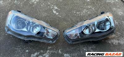Mitsubishi Lancer VIII (2008-2018) jobb első fényszóró 