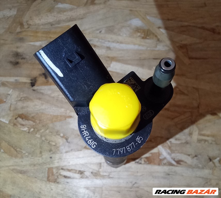 BMW 5-ös sorozat, BMW 3-as sorozat injektor n47d20a 7797877 2. kép