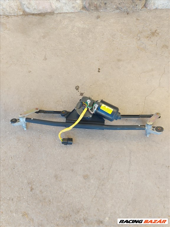 Hyundai Santa Fé (SM) 2.0 CRDi 4WD Ablaktörlő szerkezet motorral 1892 9811026100 4. kép