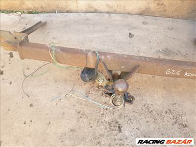 Mazda 626 vonóhorog 