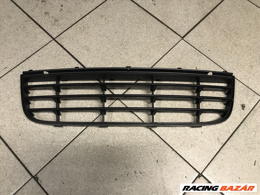 Volkswagen Golf V középső lökhárító rács 1k0853677c 1. kép