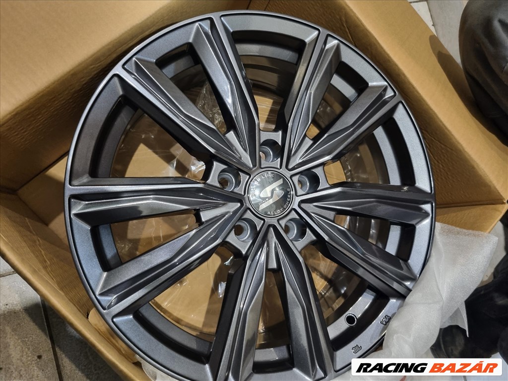  5x112 lyukosztású 7JJ 17" új Silverline alufelni 1. kép