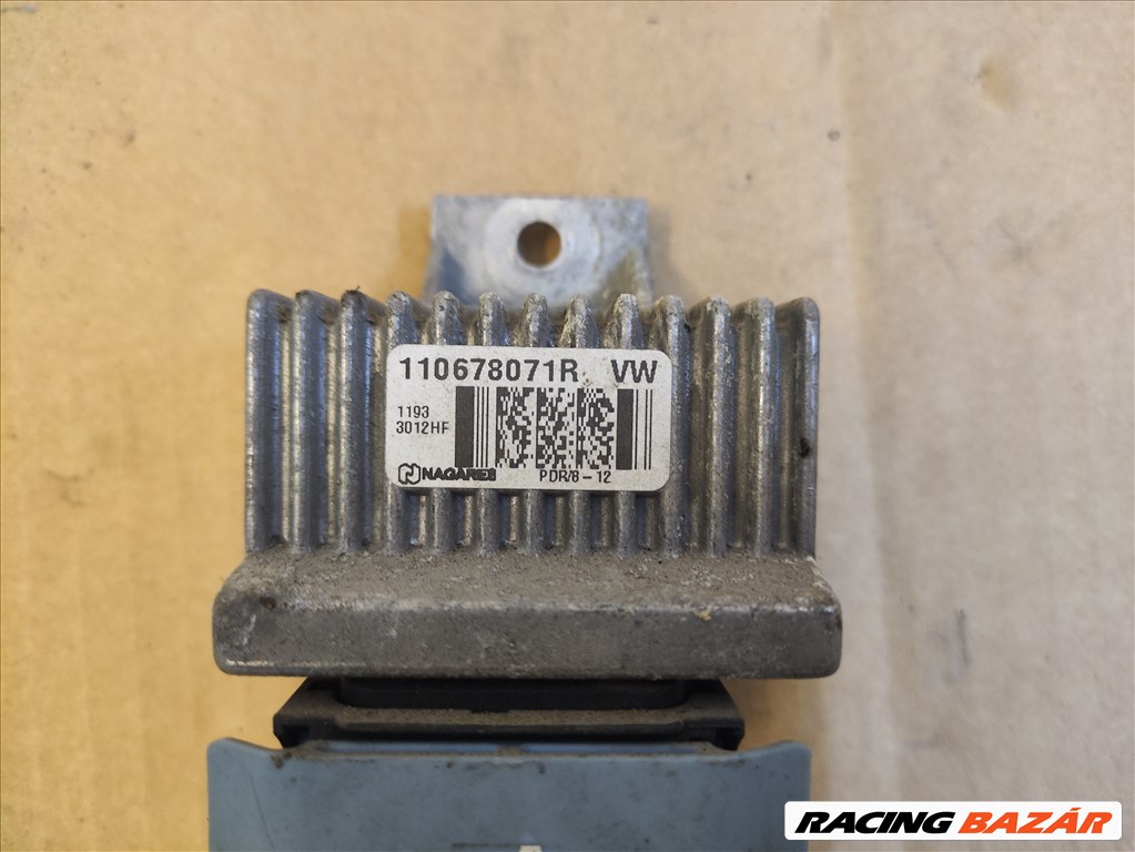 Renault Scénic III izzító relé  110678071r 2. kép