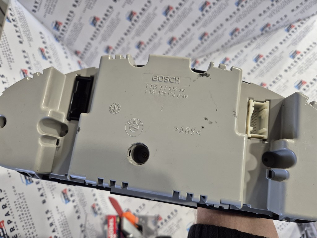 BMW E46 318ci négyhengeres benzines km óra óracsoport - coupe 3. kép