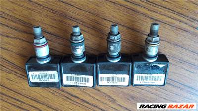 Gyári Renault nyomásérzékelő TPMS 20000ft a 4db /6/