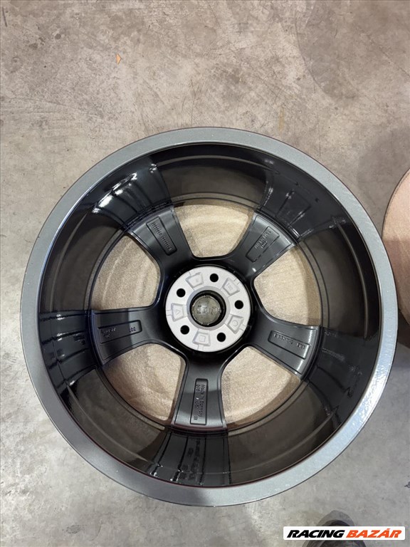 R19 5x112 Original Audi  Q7 SQ7 8.5J ET28  Antracit Mirror OE 4M0601025L 4. kép
